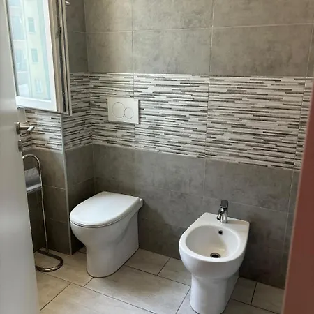 Duca's Guest house 5*